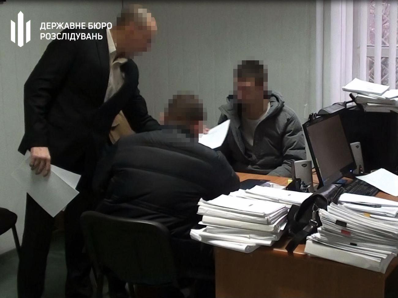 Следствие ходатайствует об избрании в отношении подозреваемых меры пресечения в виде содержания под стражей без права залога