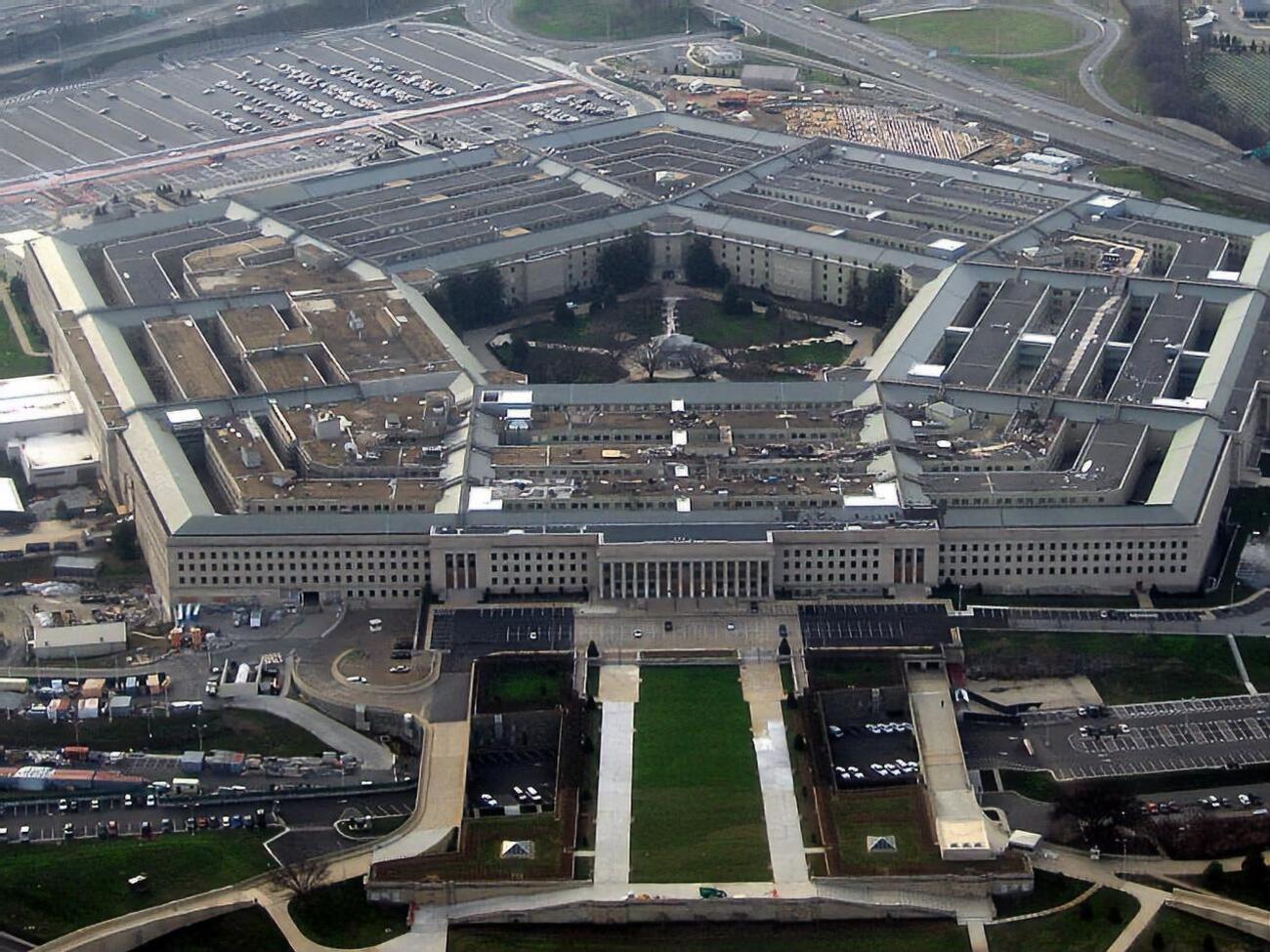 У Пентагоні заявили, що не коментують "імовірних операцій" на Близькому Сході