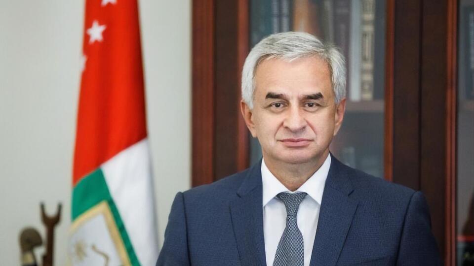 Хаджимба був президентом Абхазії з 2014 року