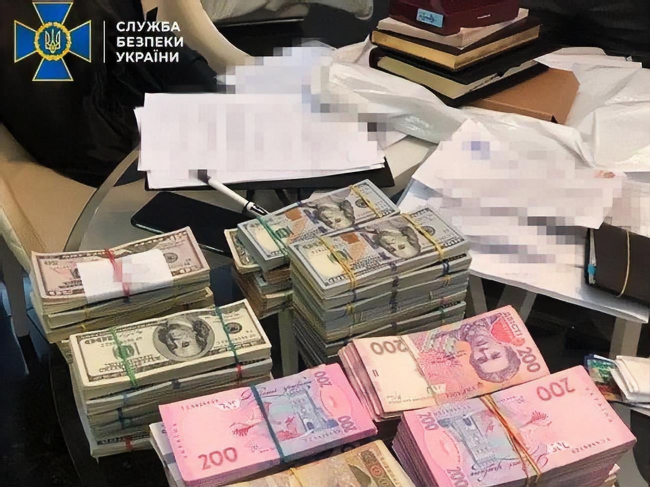 Учасники схеми виконали роботи за завищеною вартістю