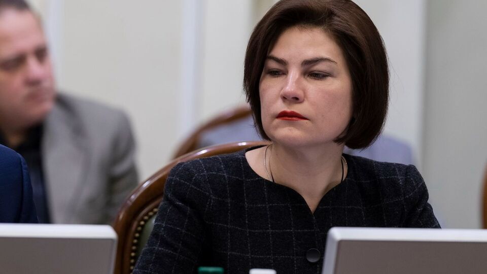2 января Венедиктова объявила о намерении сложить депутатские полномочия