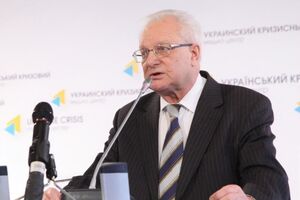 Василенко: Крушение самолета МАУ – это отдельный случай