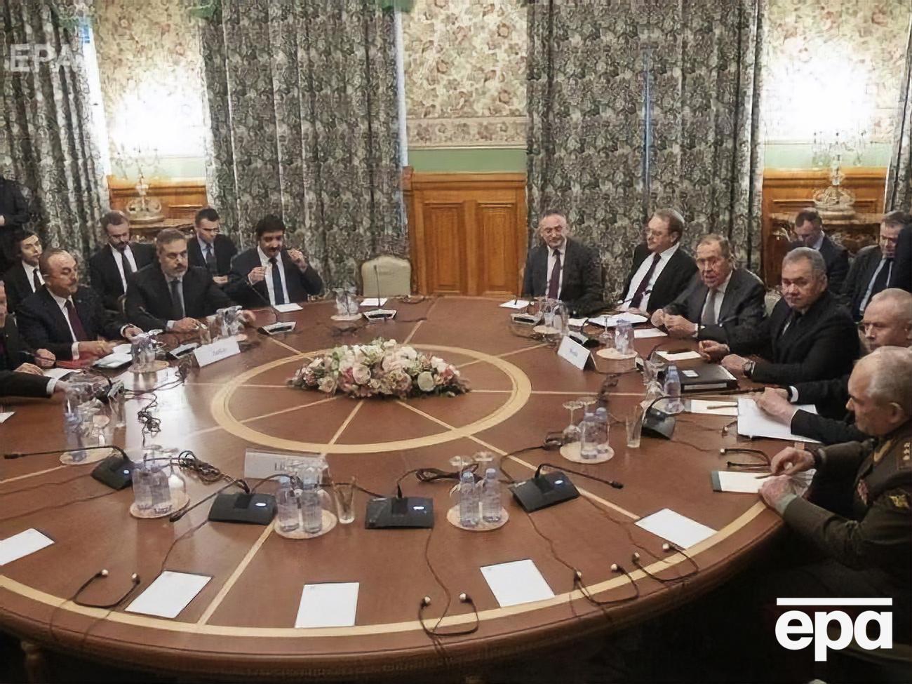 Переговоры длились около шести часов