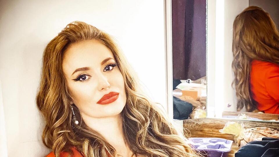 Камінська показала, як проводить час на Балі