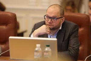 Бородянский: На госслужбе сейчас работает более 200 тыс. человек