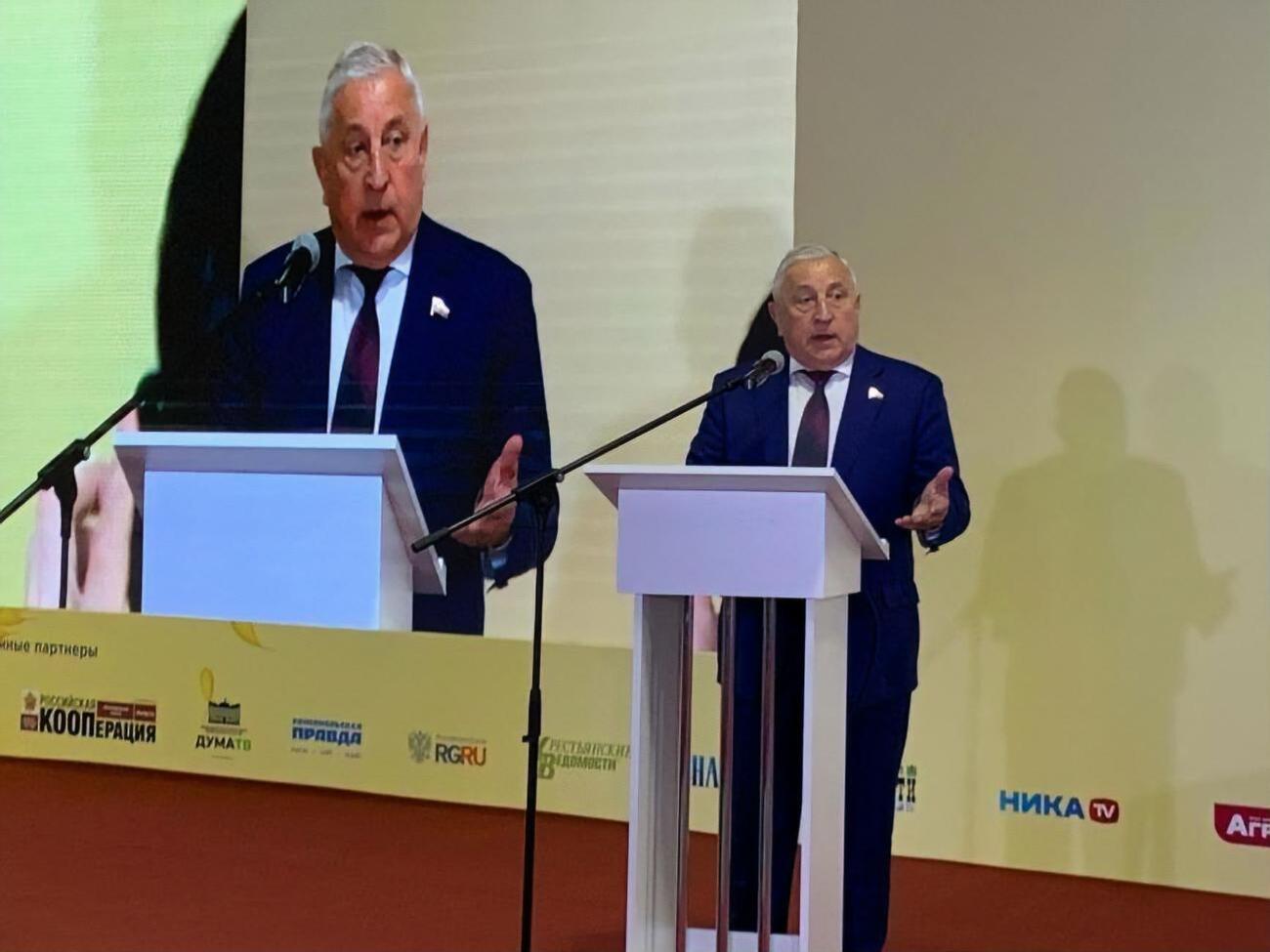 Харитонов представляє КПРФ