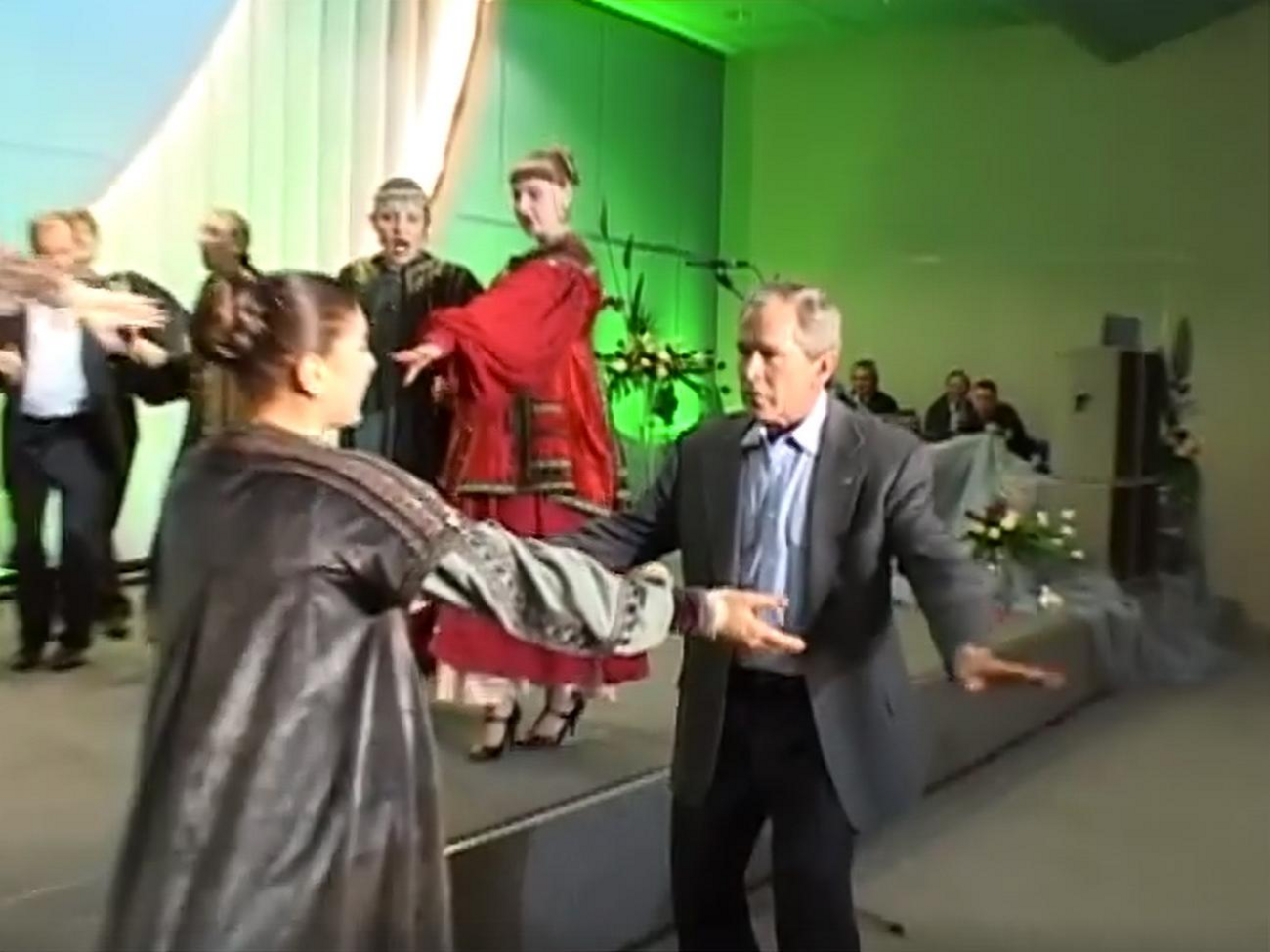 Путін і Буш-молодший станцювали разом у 2008 році