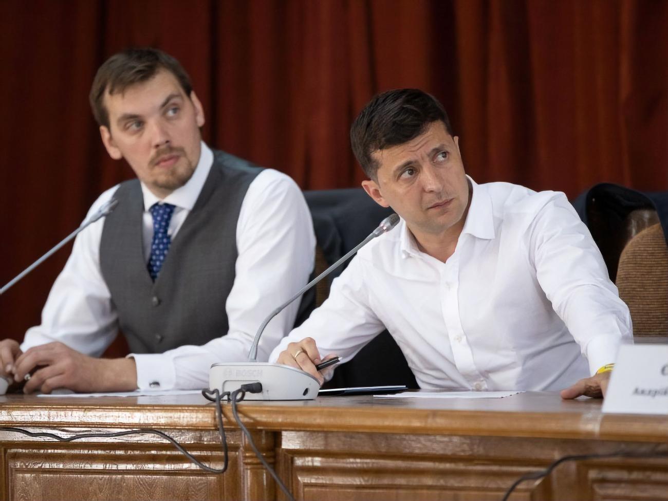 Гончарук заявив, що Кабмін виконав приблизно 80% завдань, які їм поставили в ОПУ, повідомляє "Українська правда"