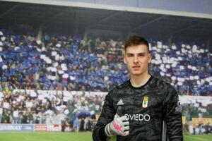 Лунин уже приступил к тренировкам с "Овьедо"