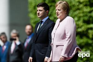 Меркель висловила Зеленському співчуття у зв'язку з катастрофою українського літака в Ірані