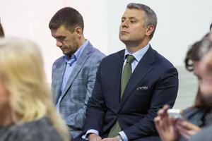 Витренко: Насколько понимаю логику власти, в случае с "Газпромом" я нужен, потому что нахожусь на острие борьбы