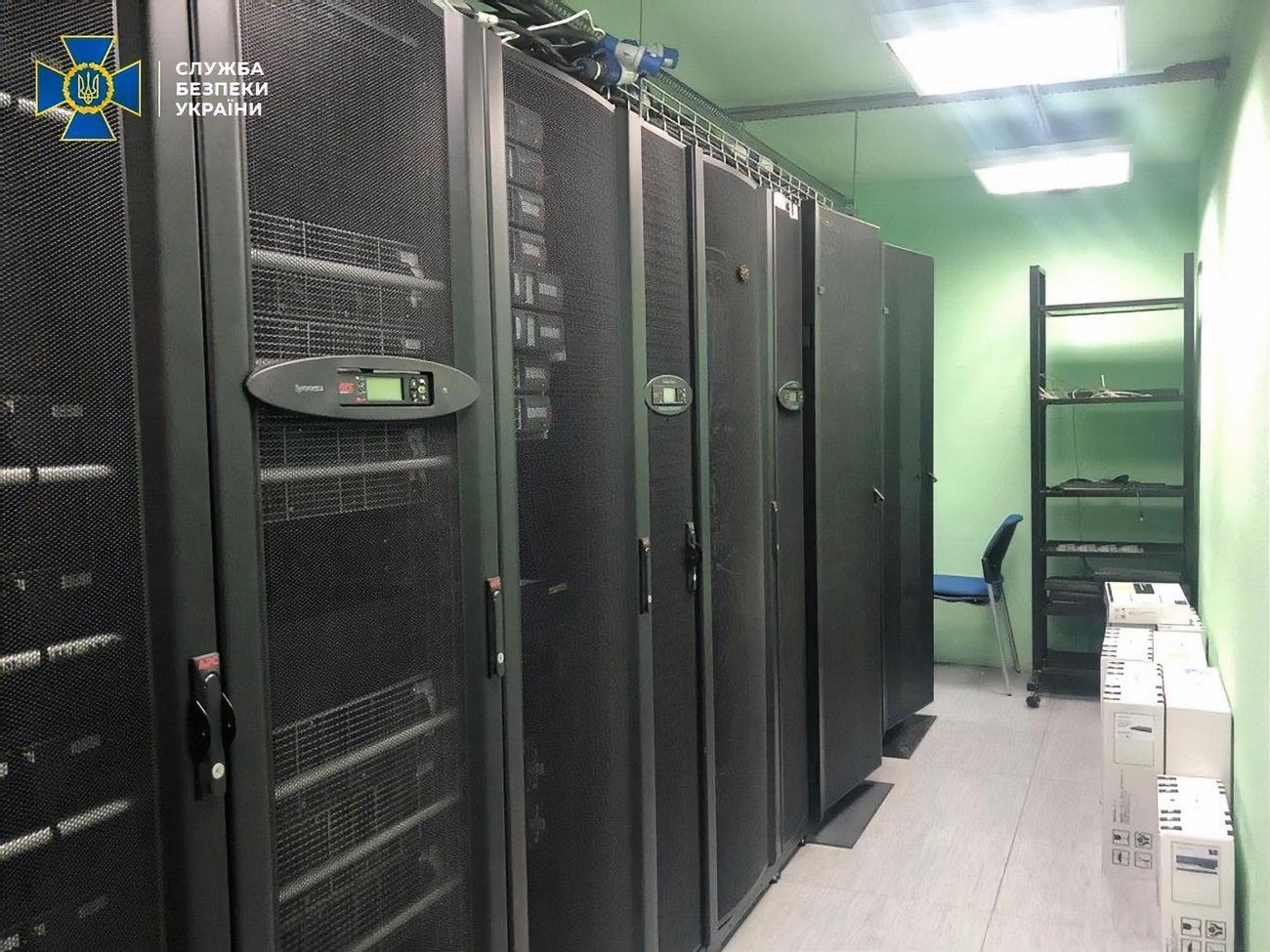 СБУ проводит обыски в нескольких областных налоговых