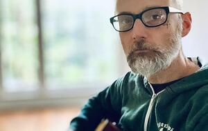 Moby выпустил клип, в котором сочетаются документальные кадры и анимация
