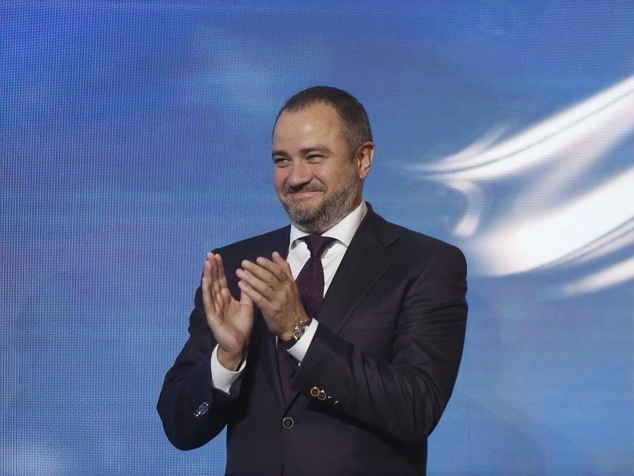 Журналисты программы "Схемы" в октябре 2018 года заявляли, что&nbsp;Павелко связан с&nbsp;офшорной компанией S.D.T FZE