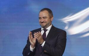 Журналисты программы "Схемы" в октябре 2018 года заявляли, что Павелко связан с офшорной компанией S.D.T FZE