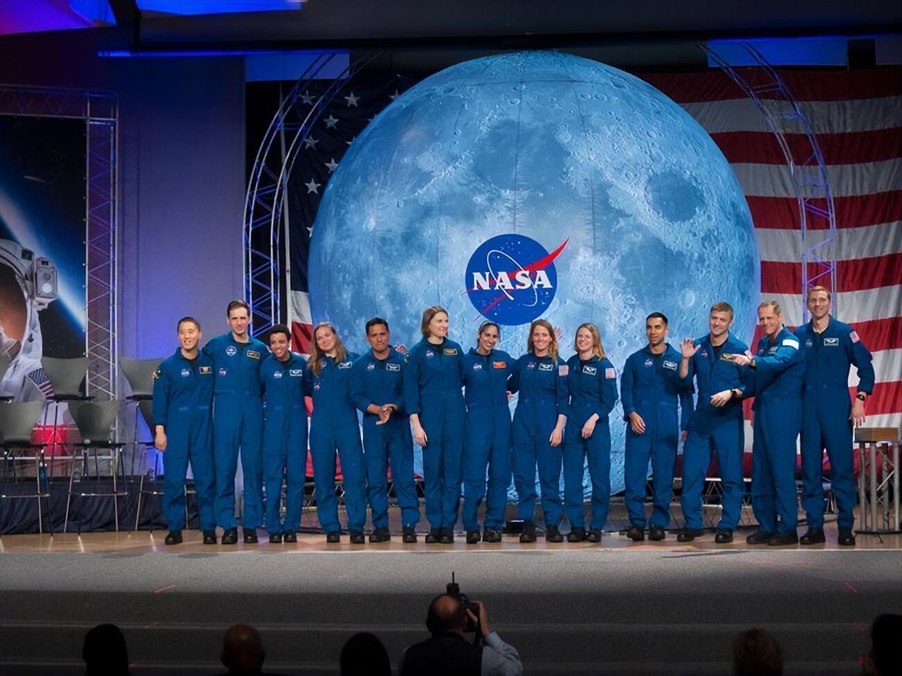 NASA подготовило 13 астронавтов для полетов на Марс