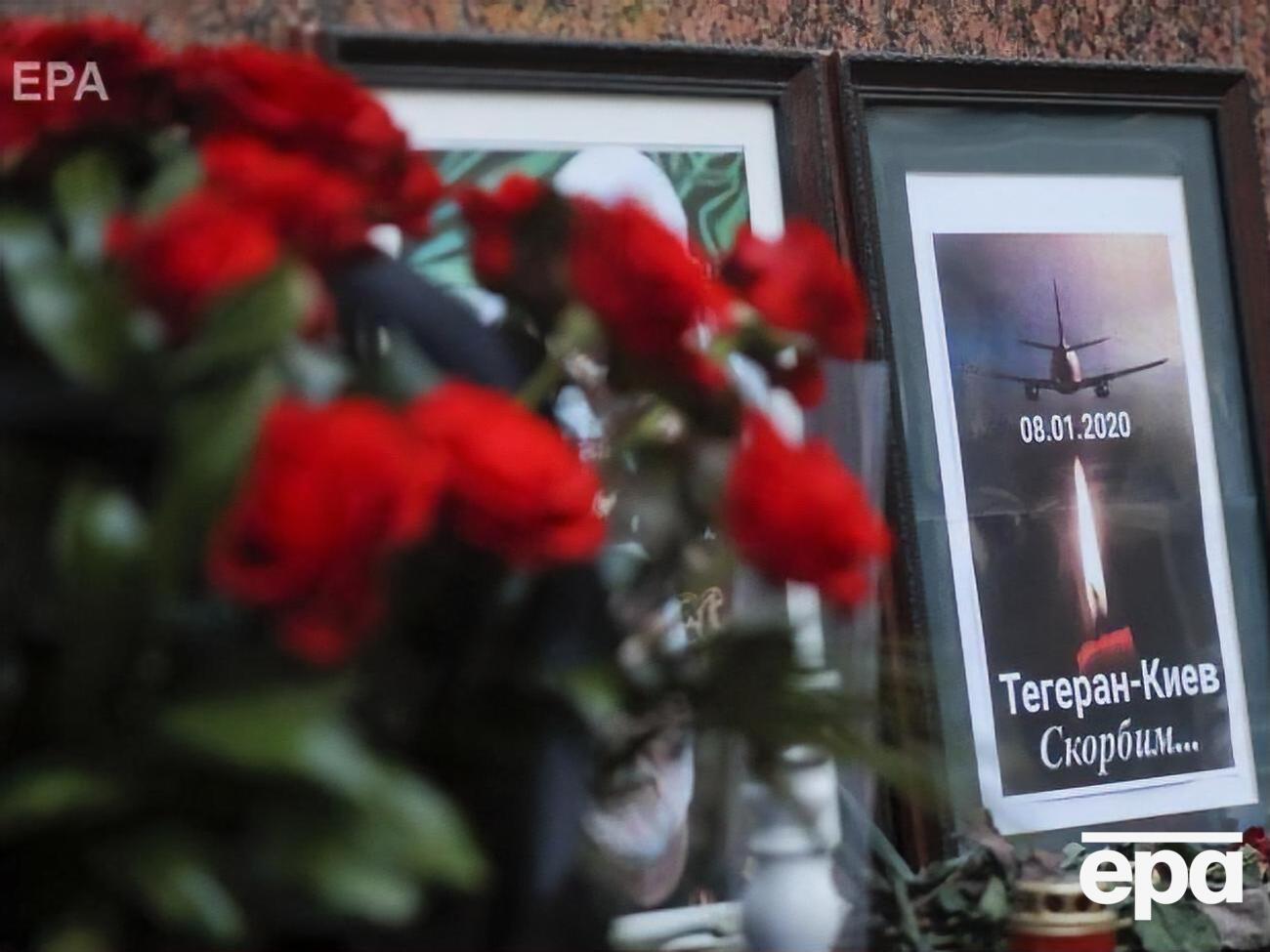 Літак із тілами 11 українців прибув в Україну