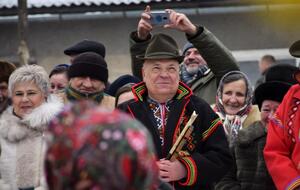 Москаль (в центре): Я, возможно, даже больше не любил наше правительство, чем Виктор Орбан