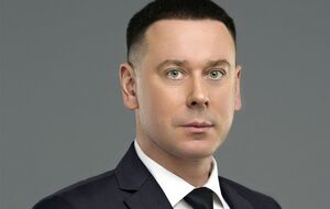 Буряк працює у правоохоронних органах із 1998 року