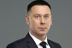 Буряк работает в правоохранительных органах с 1998 года