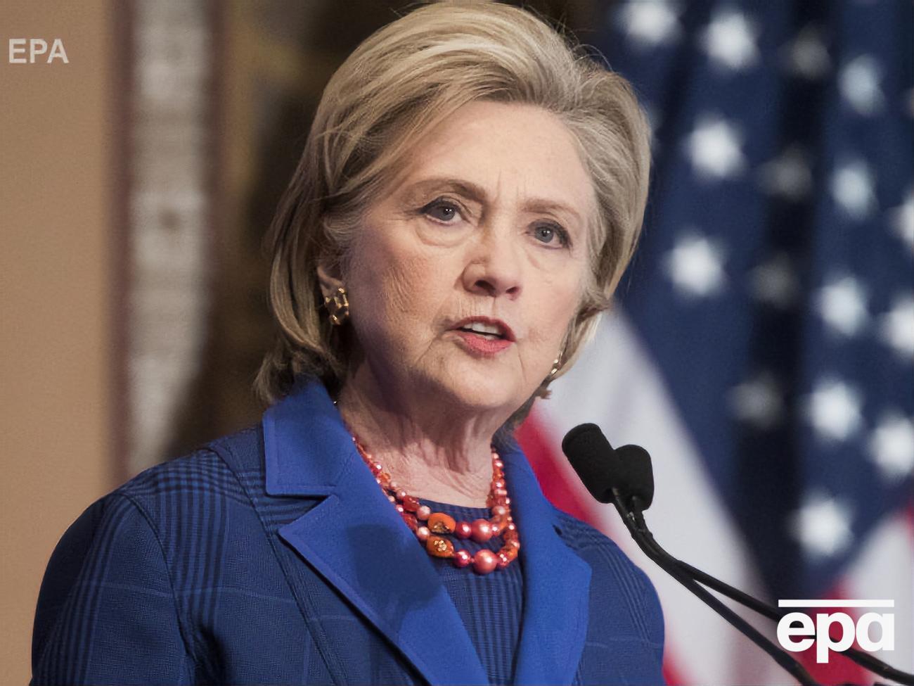 Клинтон заявила, что "очень привязана" к университету Квинс