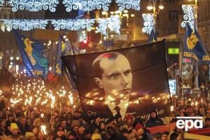 1 января в Киеве прошло факельное шествие в честь Бандеры