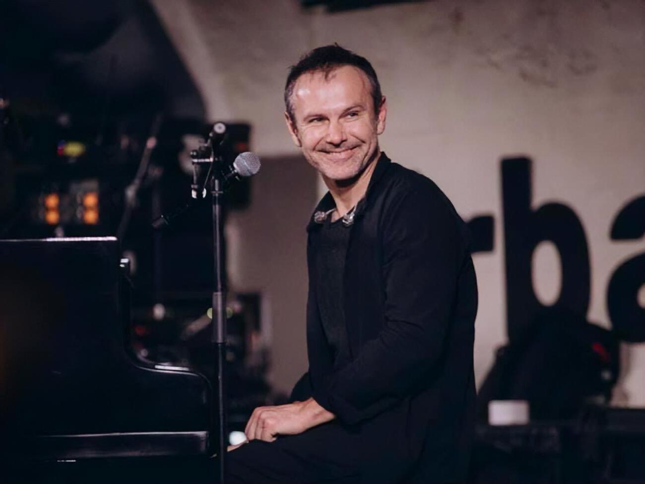 Вакарчук: Навіщо всім солодку вату в душу заганяти?