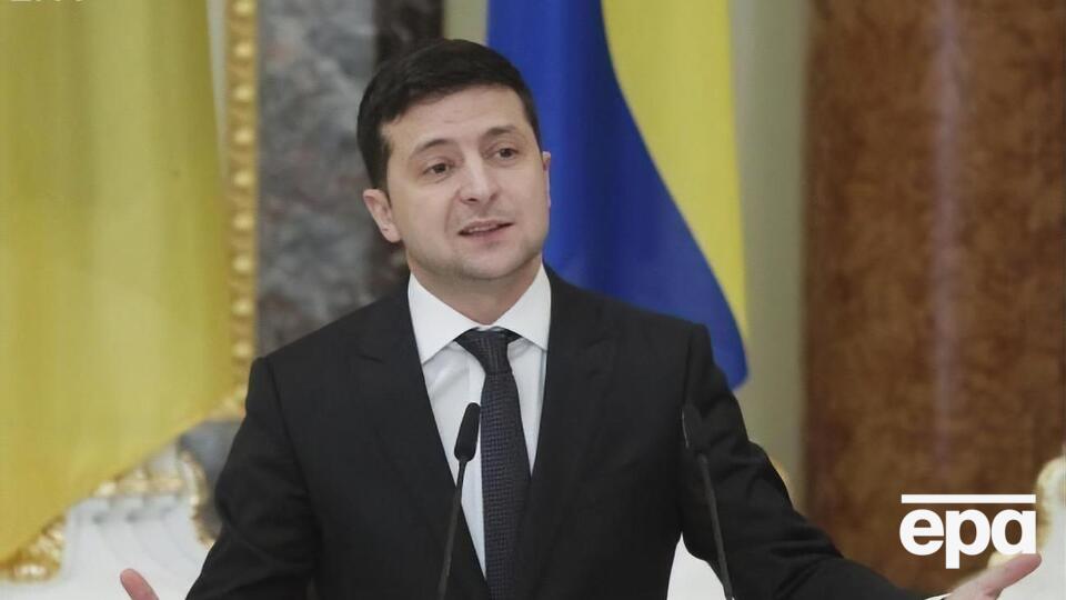 Зеленський: Потрібно будувати спільну історію, шукати тих, чиї імена не викликають суперечок