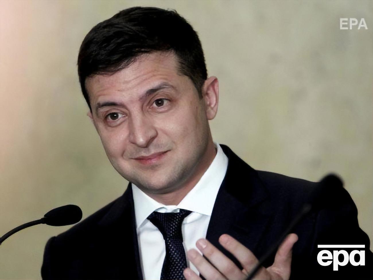 Зеленский (на фото) заявил, что не делал ничего противозаконного при разговорах с Трампом