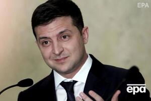 Зеленский (на фото) заявил, что не делал ничего противозаконного при разговорах с Трампом