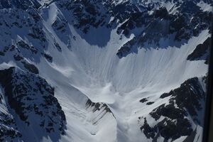 Під час лавини в Гімалаях семеро туристів зникли безвісти
