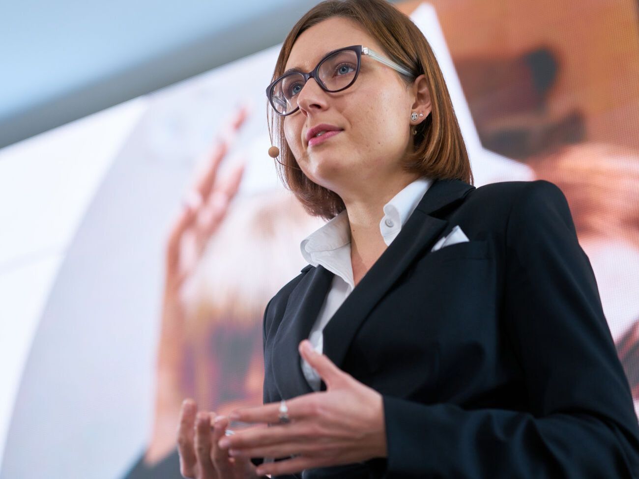 Новосад: Мне кажется, что желание иметь электронные учебники больше вызвано мировым трендом на диджитал, чтобы показать, что мы не отстаем