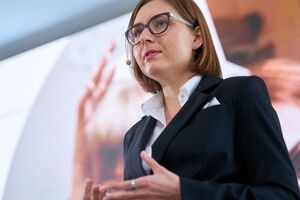 Новосад: Мне кажется, что желание иметь электронные учебники больше вызвано мировым трендом на диджитал, чтобы показать, что мы не отстаем