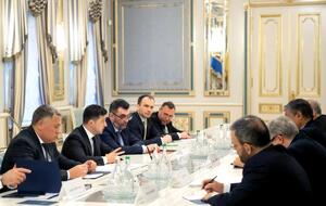Зеленський зустрівся із представником президента Ірану