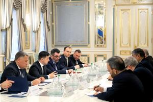 Зеленський зустрівся із представником президента Ірану