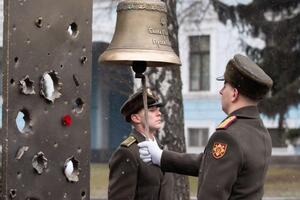 У Києві вшанували пам'ять захисників донецького аеропорту. Фоторепортаж