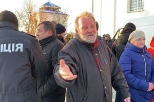 Священник Владимир Гелета ворвался в Свято-Николаевский храм