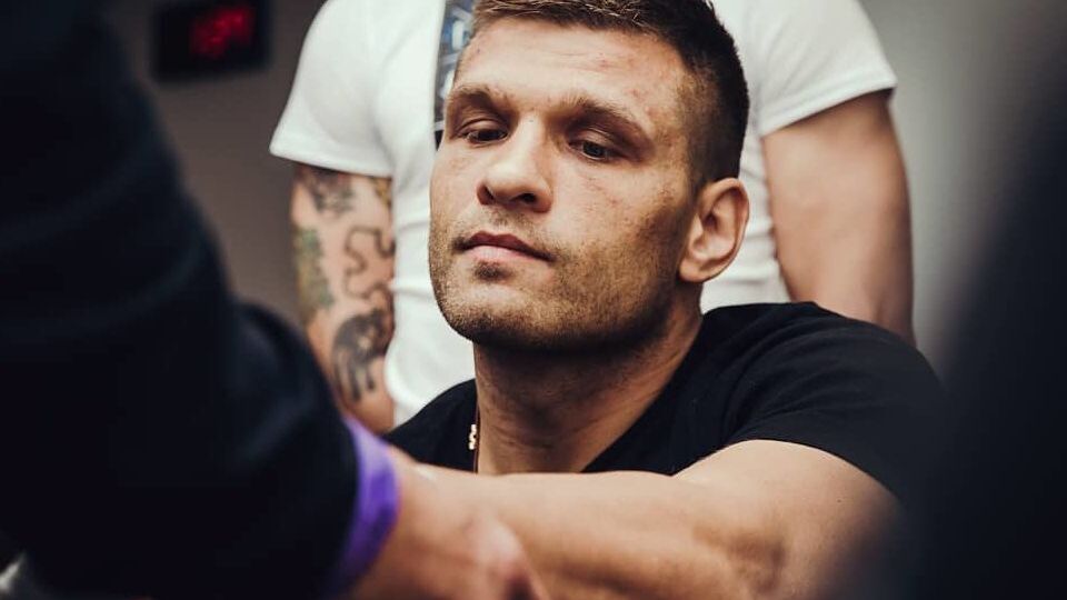 Дерев'янченко провів 15 боїв у професійному боксі