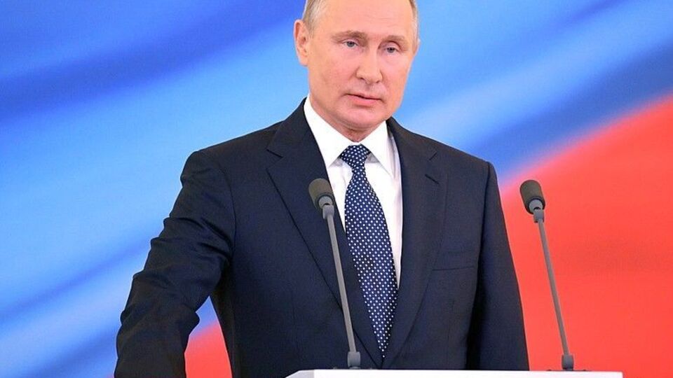 В одному з аеропортів Санкт-Петербурга продають ікони із зображенням Володимира Путіна