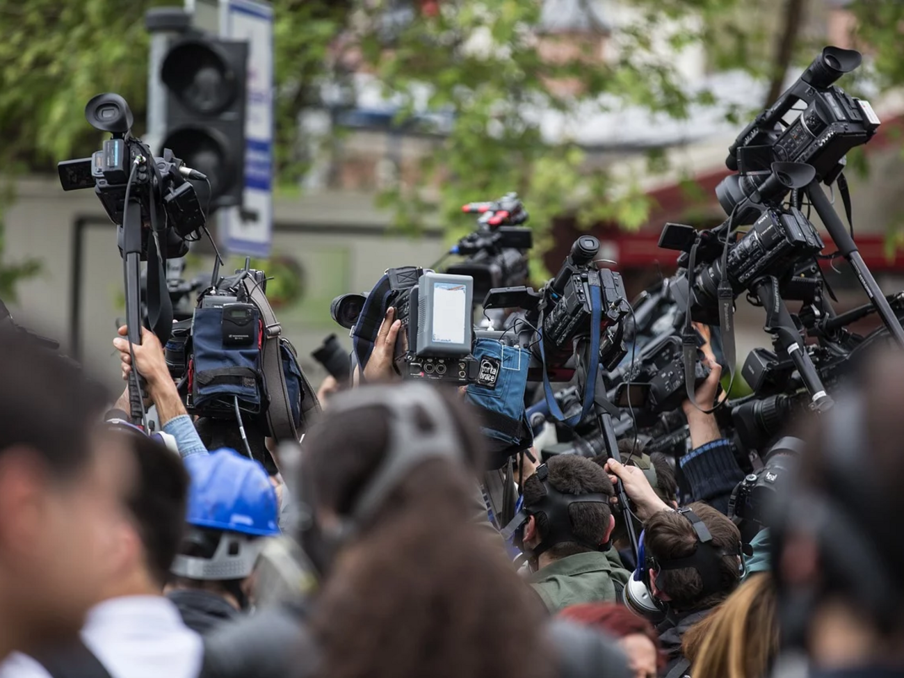 Професійних журналістів в Україні влада хоче зобов'язати вступити в асоціацію