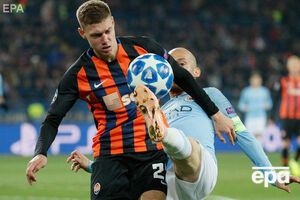 Матвиенко (слева) в текущем сезоне сыграл 21 матч за "Шахтер"