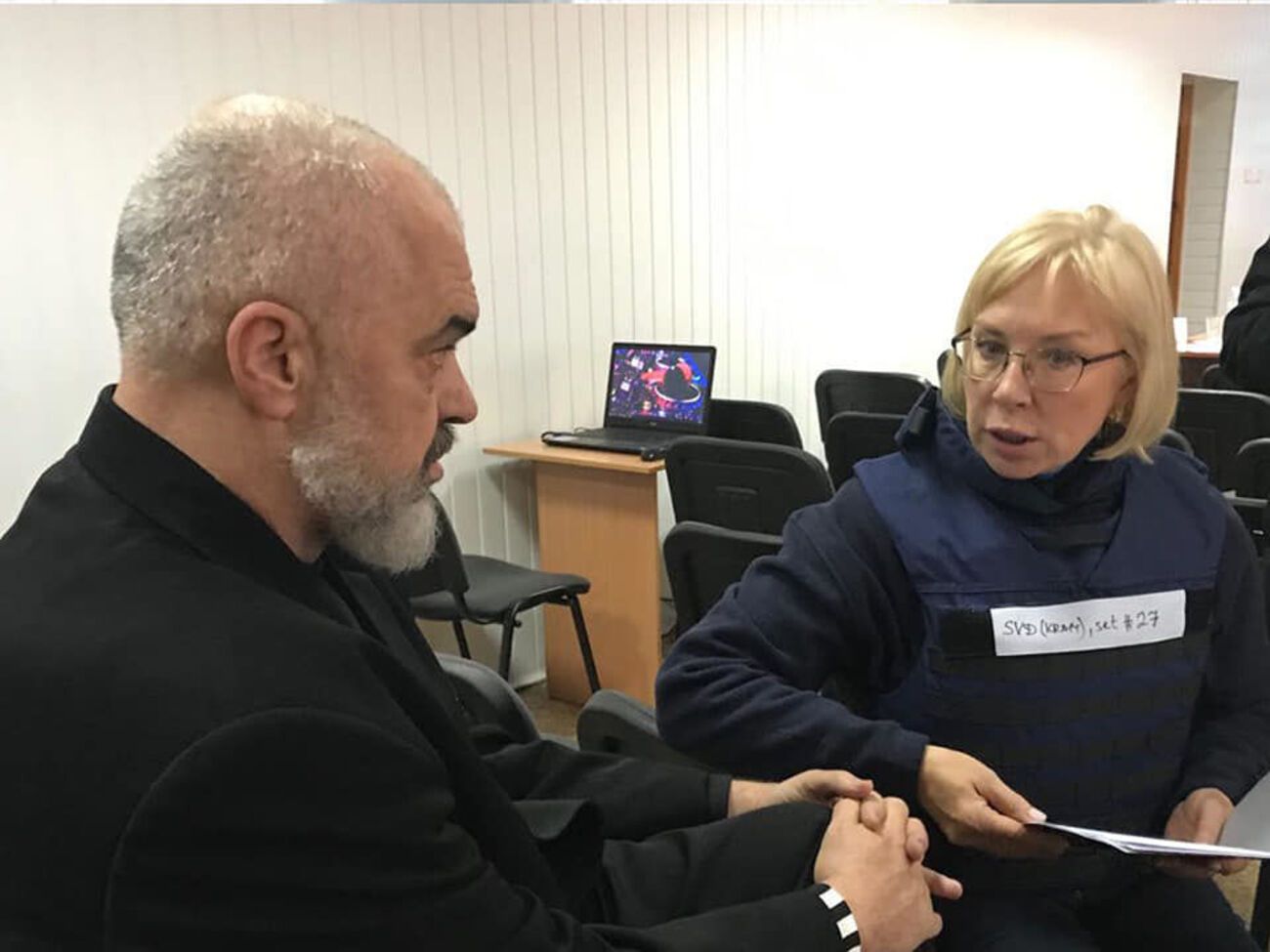 Денісова сказала голові ОБСЄ, що деякі українські політв'язні потребують надання кваліфікованої медичної допомоги