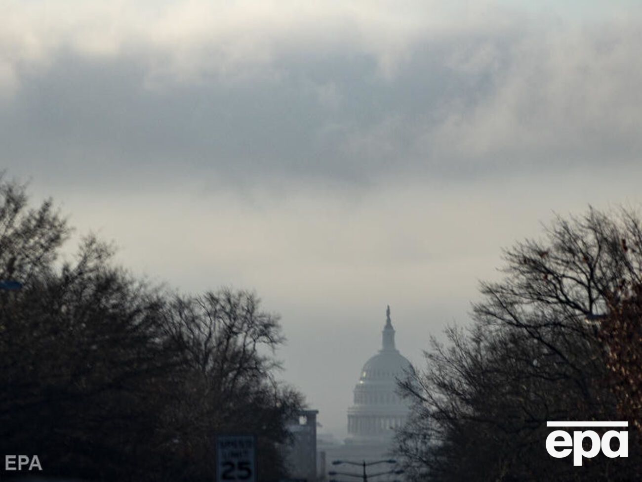 Сенат розпочав розгляд питання імпічменту по суті