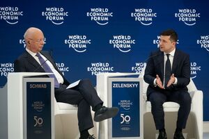 Зеленский отвечал на вопросы основателя давосского форума