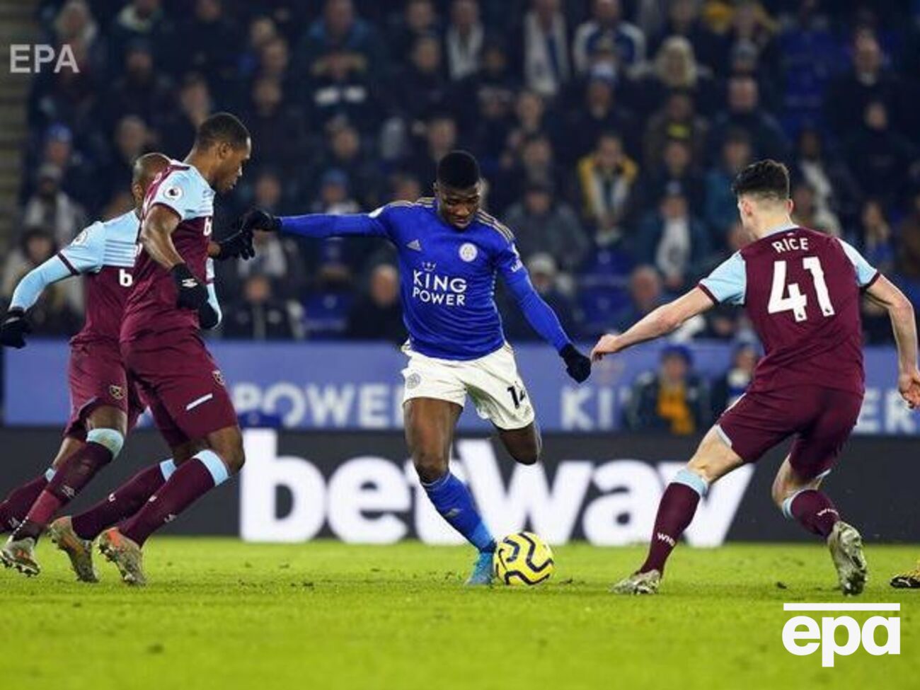 "Лестер" победил "Вест Хэм" со счетом 4:1