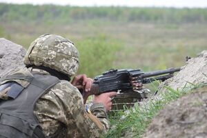Від початку війни на сході України загинуло щонайменше 13 тис. людей