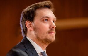 Гончарук: Украинцы должны получить современную, комфортную и безопасную дорогу