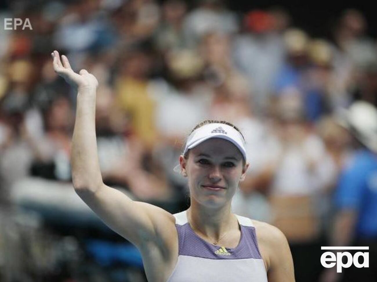 Возняцки покинула Australian Open после третьего круга