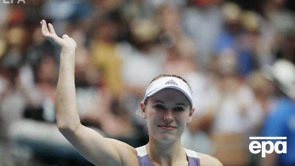 Возняцки покинула Australian Open после третьего круга