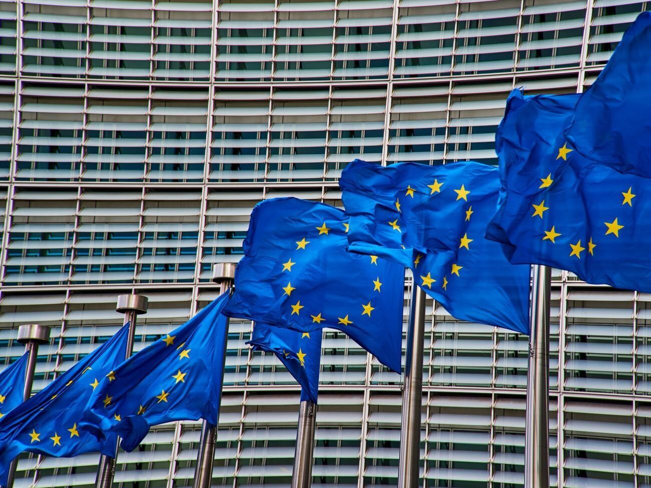 Європейська комісія подала в суд через новий польський закон про суддів